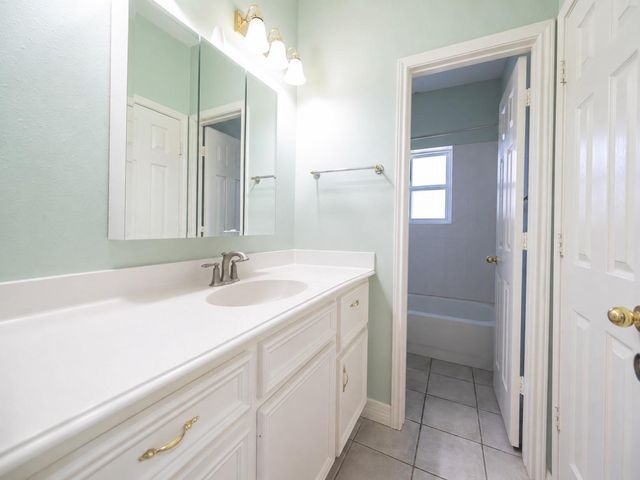 757 Forest Lane Drive, Conroe, TX 77302