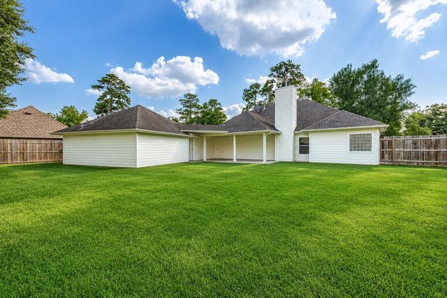 757 Forest Lane Drive, Conroe, TX 77302