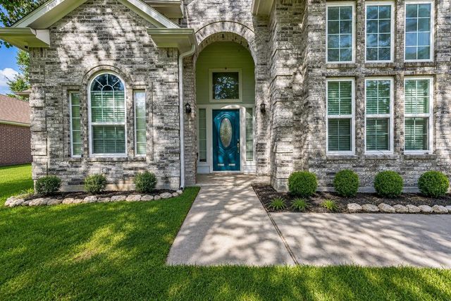 757 Forest Lane Drive, Conroe, TX 77302