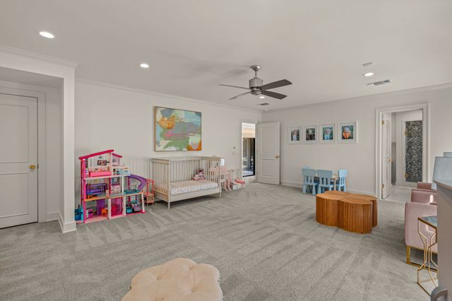 5849 Merrymount Road, Westover Hills, TX 76107