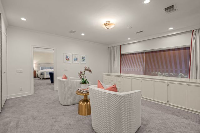 5849 Merrymount Road, Westover Hills, TX 76107