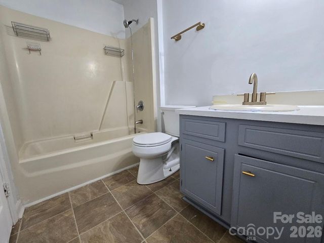 2601 Briar Trail Court, Matthews, NC 28104