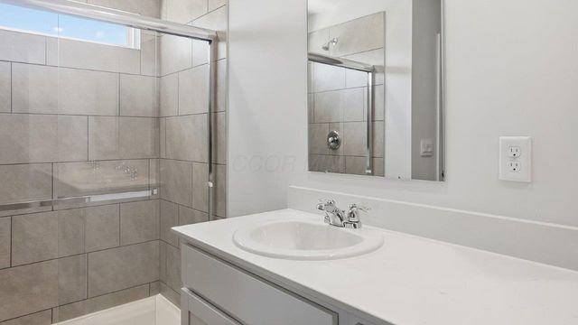 2741 Carrowmore Court, Delaware, OH 43015