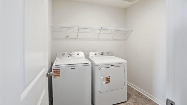 2741 Carrowmore Court, Delaware, OH 43015