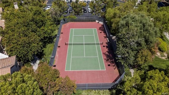 24111 Del Monte 3, Valencia, CA 91355