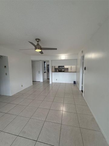 2730 Forest Hills Boulevard 204, Coral Springs, FL 33065