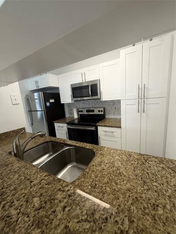 2730 Forest Hills Boulevard 204, Coral Springs, FL 33065