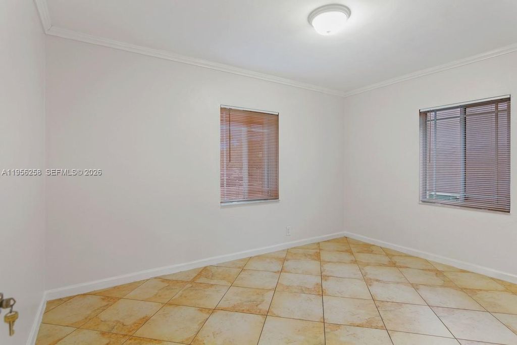 Image 11 of property listing at 830 NW 74th St, Miami, FL 33150