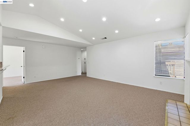 935 Cherry Glen Cir 219, Fremont, CA 94536