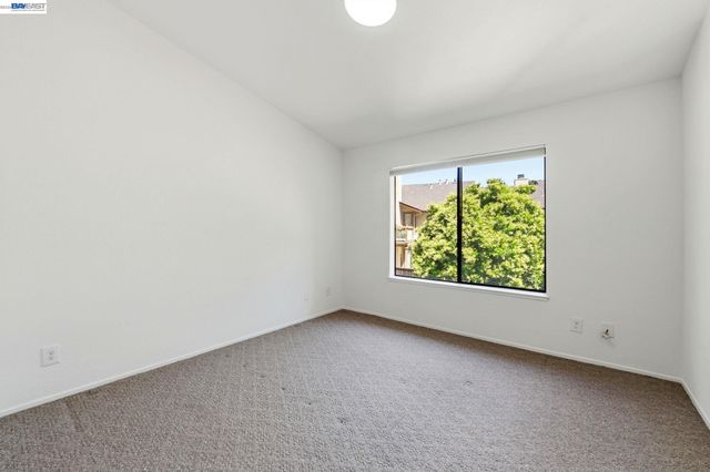 935 Cherry Glen Cir 219, Fremont, CA 94536