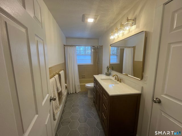 151 Fans Rock Road, Hamden, CT 06518