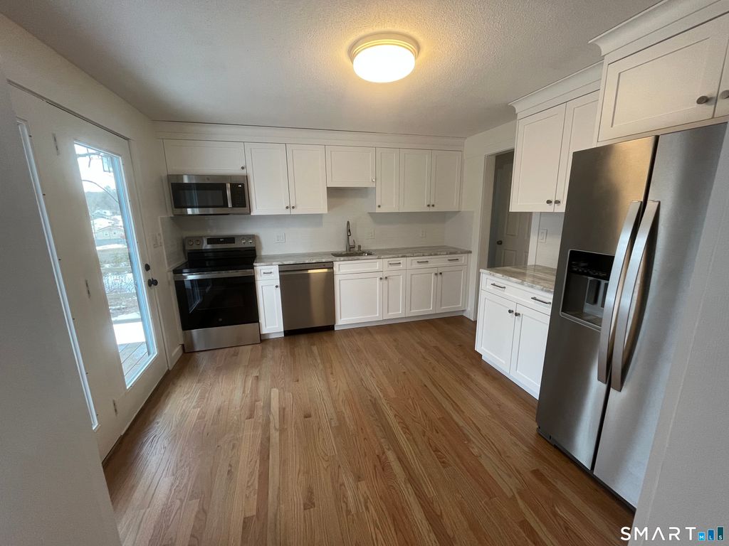 151 Fans Rock Road, Hamden, CT 06518