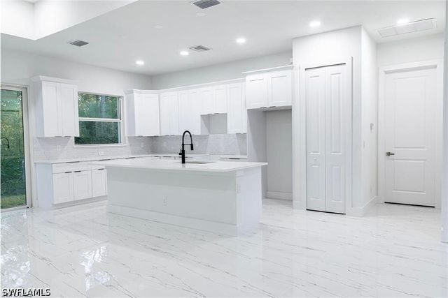 3611 56th ST W, Lehigh Acres, FL 33971