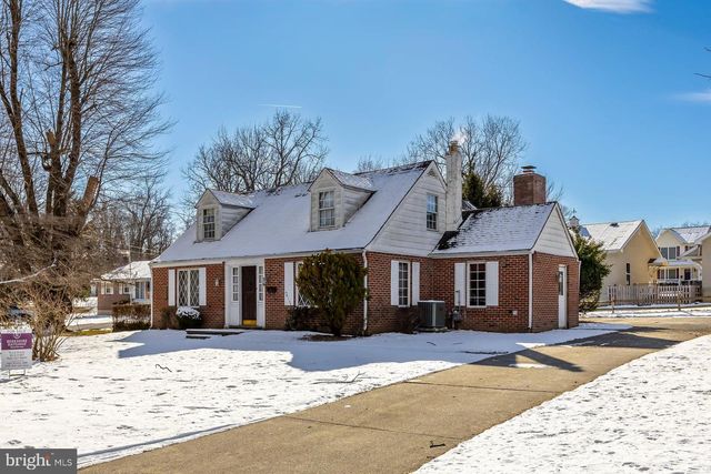 330 FIRST AVE, Lindenwold, NJ 08021