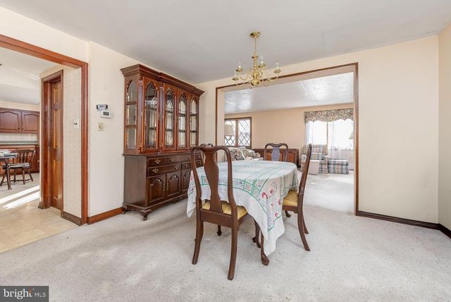 330 FIRST AVE, Lindenwold, NJ 08021