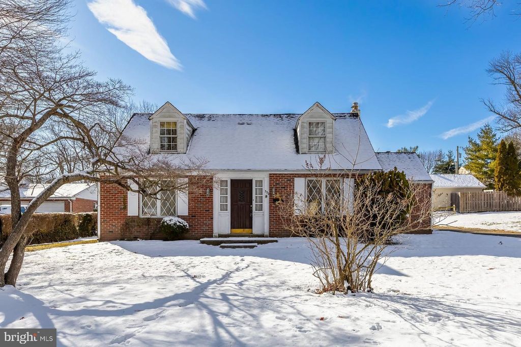 330 FIRST AVE, Lindenwold, NJ 08021