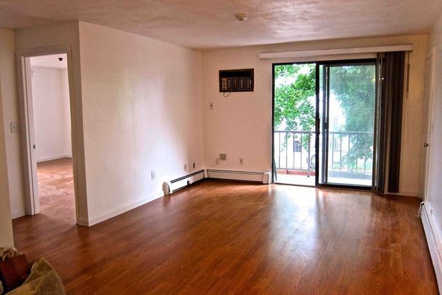 141 Pierce Street 22, Malden, MA 02148