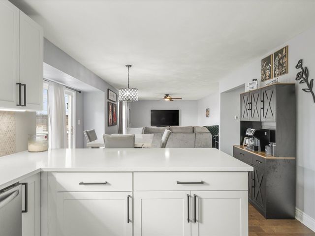 7218 Salzbrenner Lane, Machesney Park, IL 61115