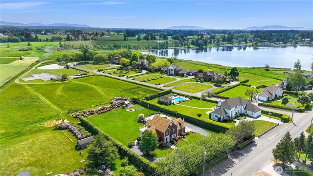 359 E Wiser Lake Road, Lynden, WA 98264
