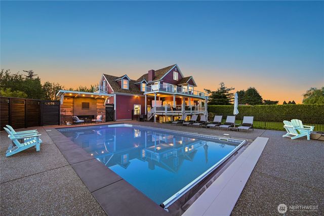 359 E Wiser Lake Road, Lynden, WA 98264