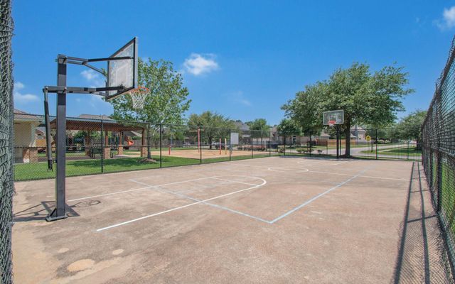 6105 Moody Pines Court, Kingwood, TX 77345