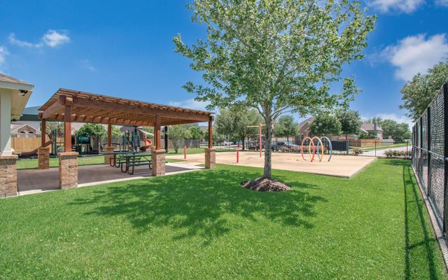 6105 Moody Pines Court, Kingwood, TX 77345