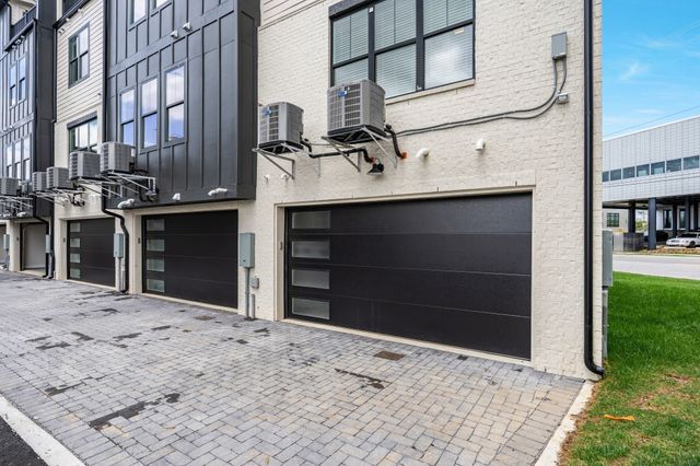 1424 54th Ave N Apt 2, Nashville, TN 37209