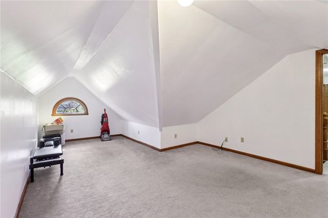 4302 Mitchell Rd, Neshannock Twp, PA 16105