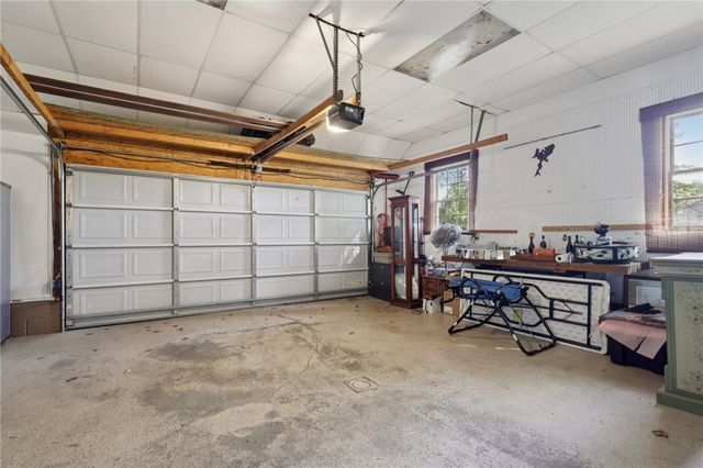 4302 Mitchell Rd, Neshannock Twp, PA 16105