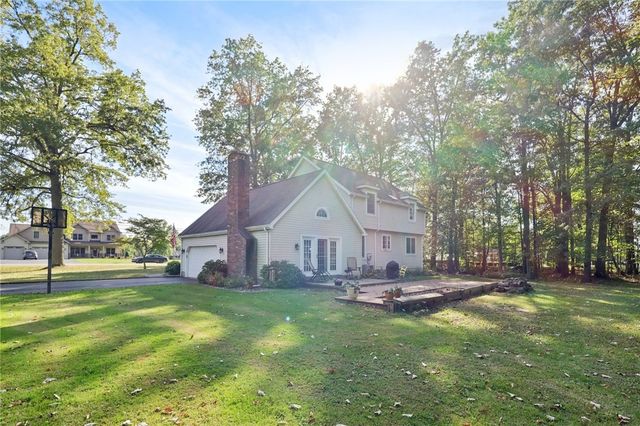 4302 Mitchell Rd, Neshannock Twp, PA 16105