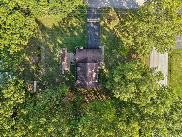 4302 Mitchell Rd, Neshannock Twp, PA 16105