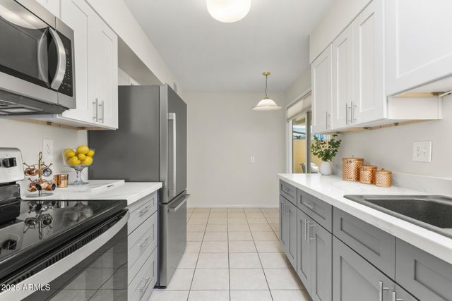 13321 W COPPERSTONE Drive, Sun City West, AZ 85375