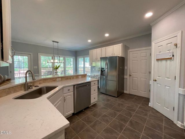 703 Cricketfield Lane, Cary, NC 27518