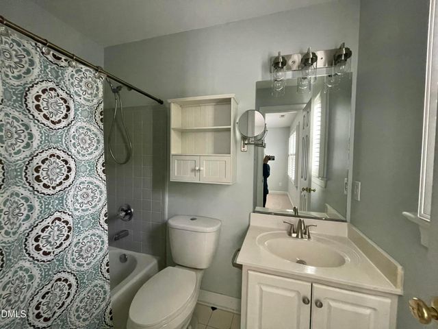 703 Cricketfield Lane, Cary, NC 27518