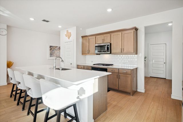 4806 Marlin Hill Drive, Princeton, TX 75071