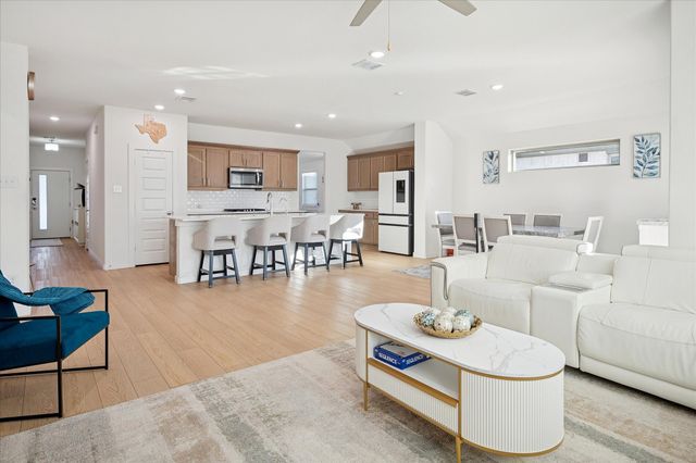 4806 Marlin Hill Drive, Princeton, TX 75071