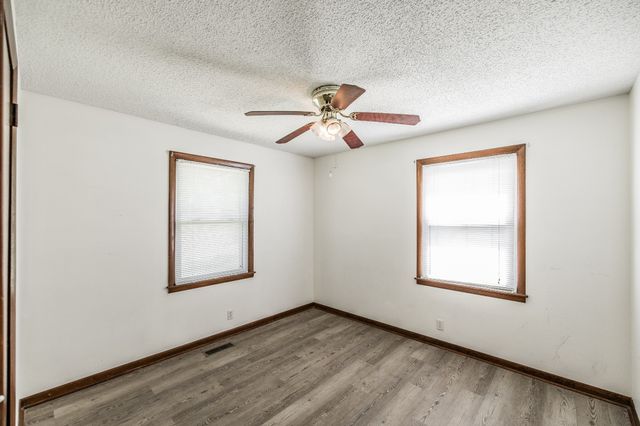 241 Corinth Rd, Portland, TN 37148