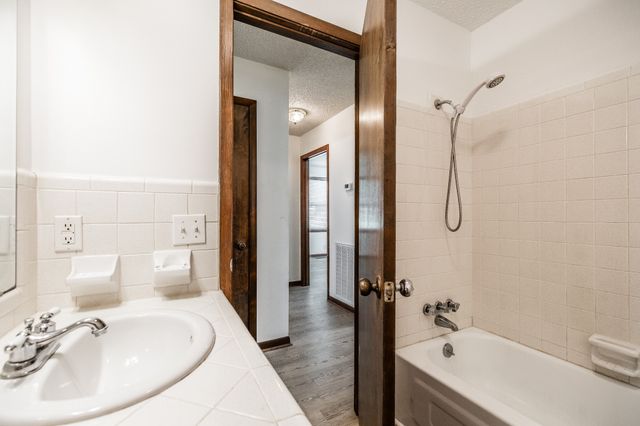 241 Corinth Rd, Portland, TN 37148