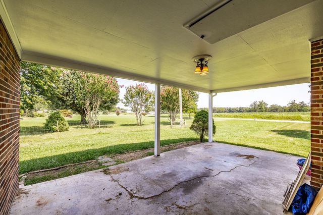 241 Corinth Rd, Portland, TN 37148