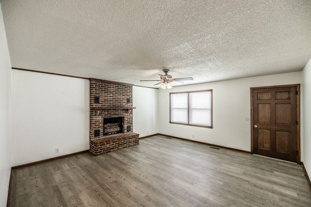 241 Corinth Rd, Portland, TN 37148