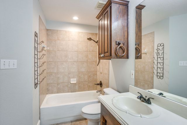 170 S Bear Creek Lane, Cresson, TX 76035