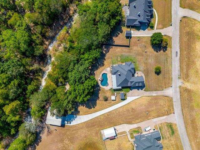 170 S Bear Creek Lane, Cresson, TX 76035