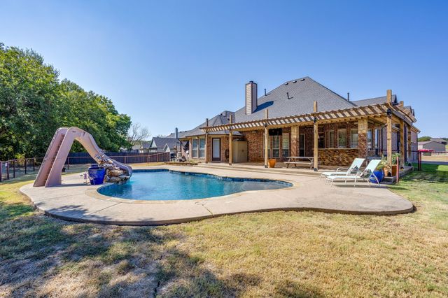 170 S Bear Creek Lane, Cresson, TX 76035