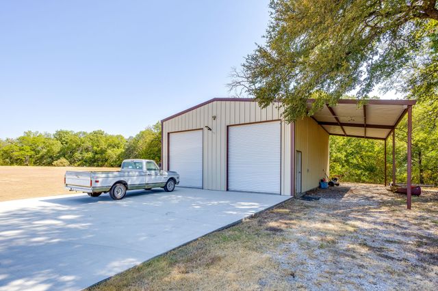 170 S Bear Creek Lane, Cresson, TX 76035