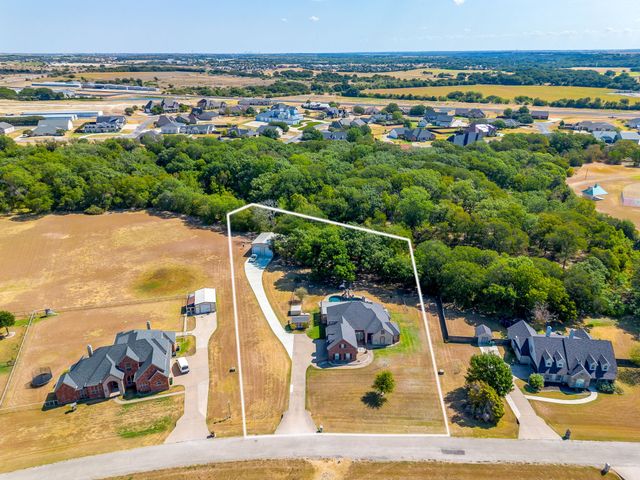 170 S Bear Creek Lane, Cresson, TX 76035
