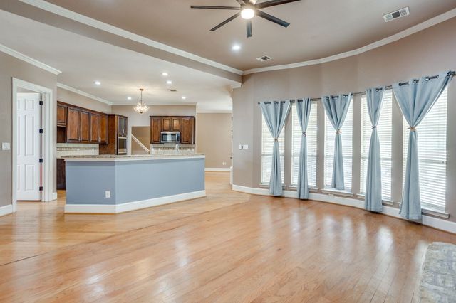 170 S Bear Creek Lane, Cresson, TX 76035