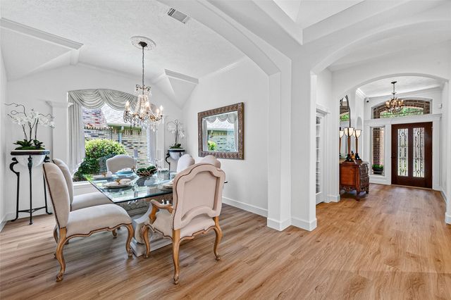1223 Parkhaven Lane, Houston, TX 77077