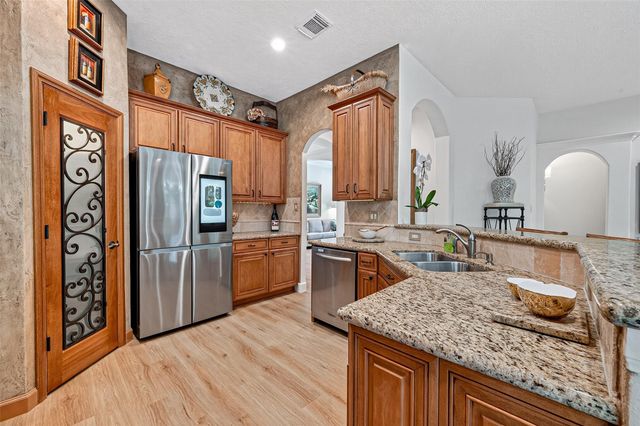 1223 Parkhaven Lane, Houston, TX 77077