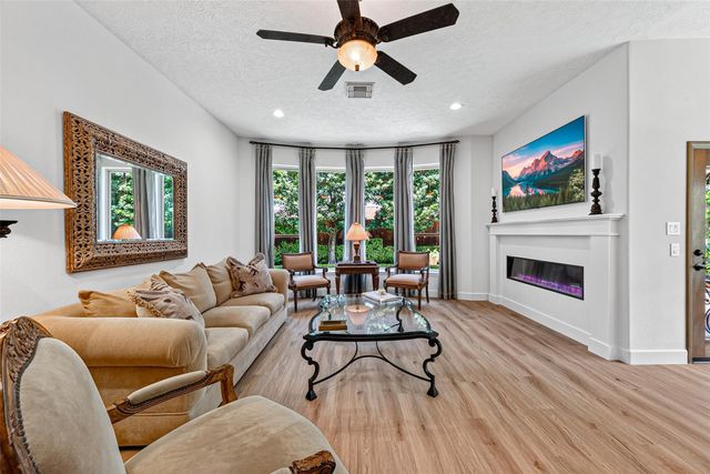1223 Parkhaven Lane, Houston, TX 77077