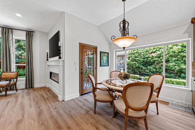 1223 Parkhaven Lane, Houston, TX 77077